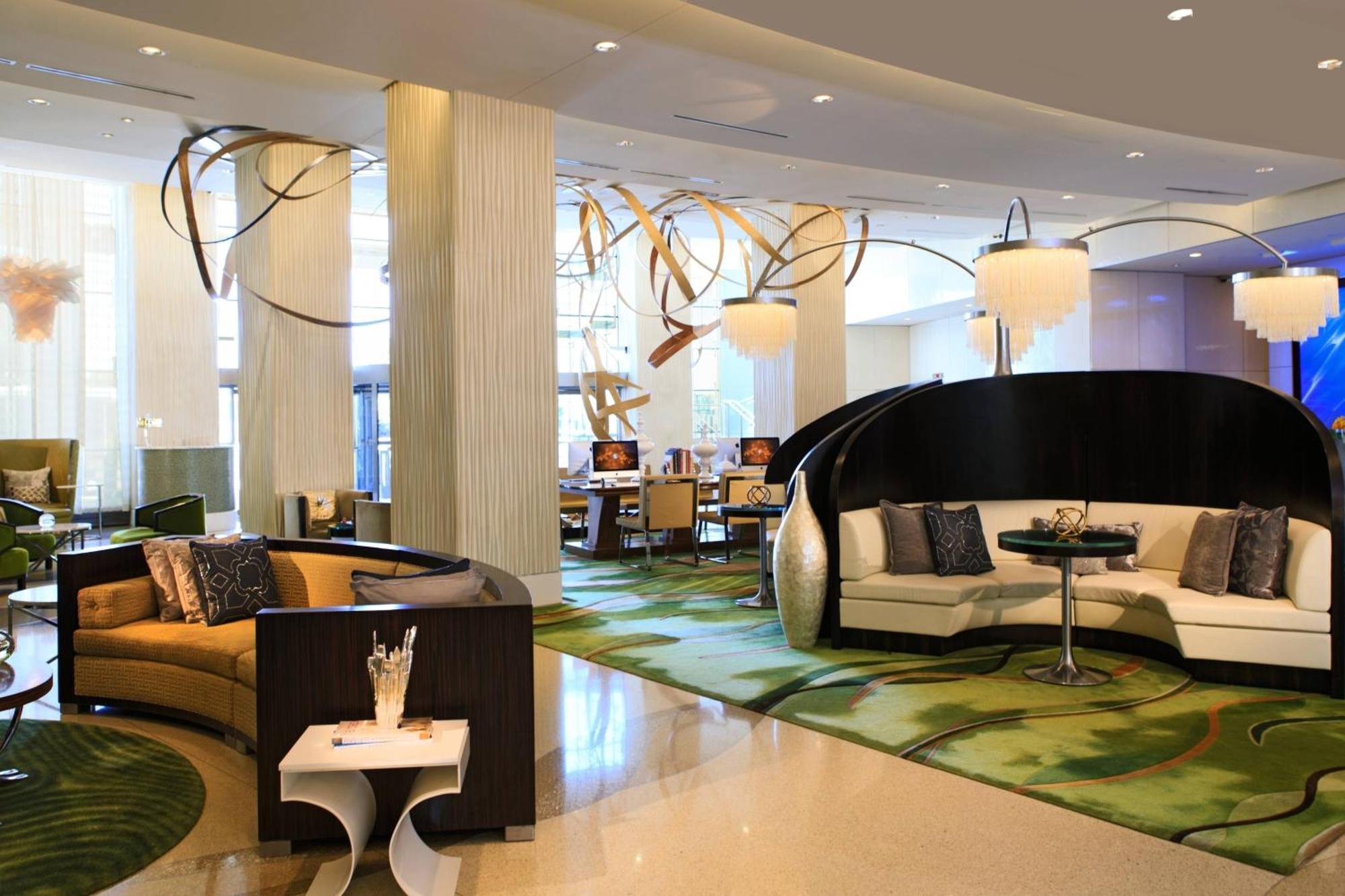 Renaissance Arlington Capital View Hotel Exteriör bild
